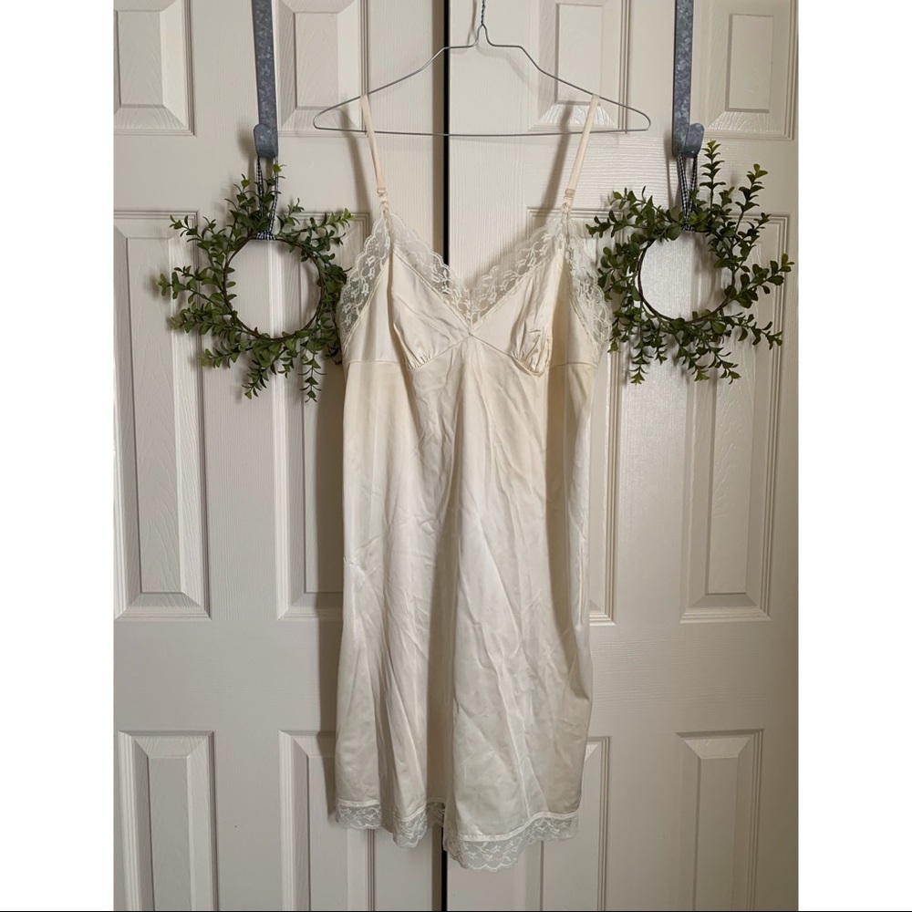 Vintage Slip
